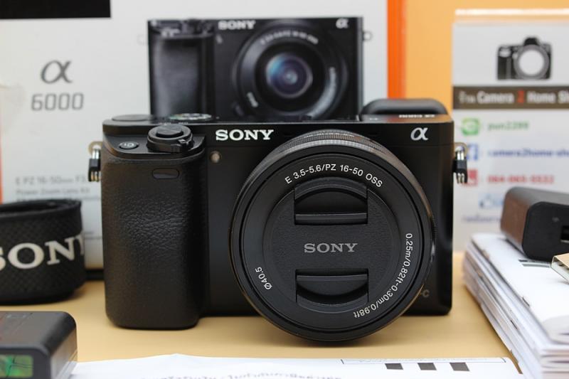 ขาย  SONY A6000 + Lens 16-50mm (สีดำ) อดีตประกันศูนย์ สภาพ 95% มีรอยใต้ฐานจากการใช้งานนิดหน่อย ชัตเตอร์ 4,XXXรูป มี Wi-Fiในตัว เมนูภาษาไทย ถ่าย VDO Full HD