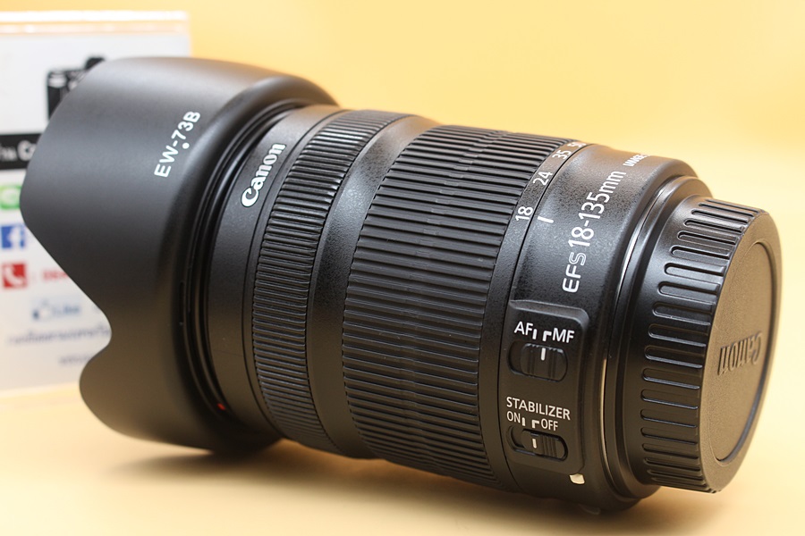 ขาย Lens Canon EF-S 18-135mm IS STM สภาพสวย ไร้ฝ้า รา ตัวหนังสือคมชัด   อุปกรณ์และรายละเอียดของสินค้า 1.Lens Canon EF-S 18-135 mm f/3.5-5.6 IS STM 2.ฝาปิดเ