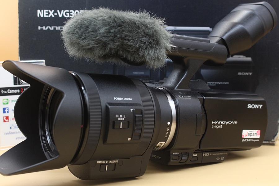ขาย กล้องวีดีโอ Sony NEX-VG30 + lens 18-200mm Power zoom อดีตประกันศูนย์ สภาพสวยใหม่มากๆ เมนูไทย อุปกรณ์ครบกล่อง แบตแท้2ก้อน จอติดฟิล์มแล้ว  อุปกรณ์และรายล